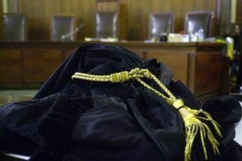 Udine, aggredisce la ex in tribunale dopo la condanna: arrestato per tentato omicidio