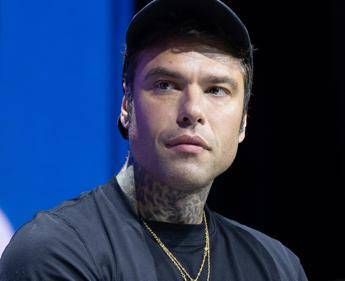 Fedez alla Leopolda: “Ddl Antisemitismo? La trovo una stronzata enorme, non sono d’accordo con Segre”