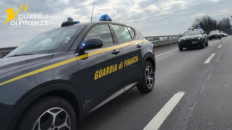 Sequestrati 3,5 kg di droga alla stazione di Messina, arrestato il corriere