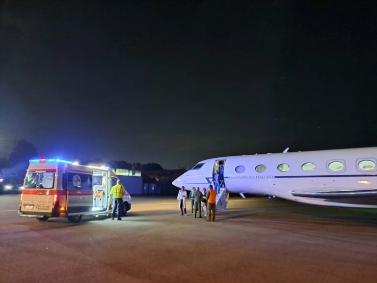 Aeronautica Militare, trasporto sanitario d’urgenza da Palermo a Milano per un anziano in pericolo di vita