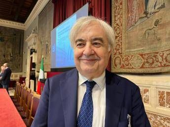 Ai, Quici (Cimo): “Medici ospedalieri chiedono una legge sull’atto medico”