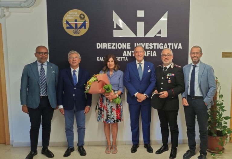 Il Prefetto di Caltanissetta in visita al Centro Operativo della Dia nisseno
