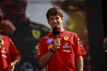 Gp Monza, Leclerc ‘risponde’ a Hamilton: l’arrivo in 500 al Gran Premio d’Italia