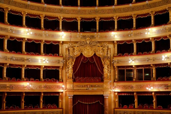 Palco-Reale_-Teatro-Massimo-_Palermo-rosellina-garbo_MG_2114