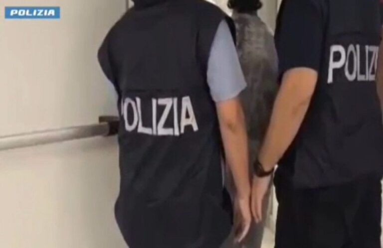 Guerra tra clan con sparatoria a Catania, 7 fermi / Video