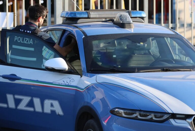 Scende in cantina per una riparazione, 31enne morto folgorato a Palermo