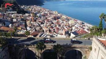 Sparo in testa a un coetaneo perché “ci ha guardati male”, arrestati due 17enni