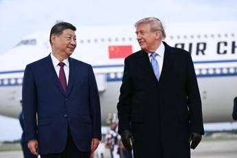 Trump accoglie Xi in Usa, tutto pronto per il vertice: dazi, AI, e Iran sul tavolo