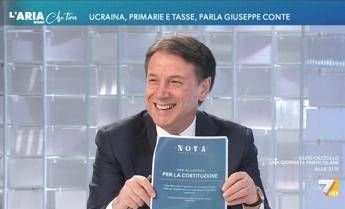 Ucraina, Conte: “Con le armi abbiamo dato, ora negoziato”