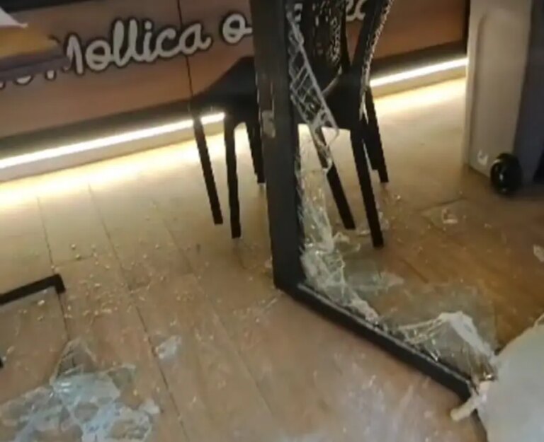 Inaugurato da 48 ore, furto con spaccata da “Con mollica o senza” a Palermo