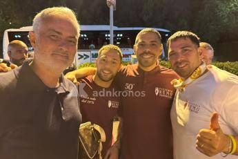 Mourinho ordina le pizze da ‘Remo’: così il Real Madrid ha festeggiato la remuntada con la Roma