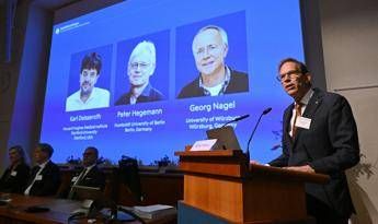 Nobel per la Medicina a Karl Deisseroth, Peter Hegemann e Georg Nagel