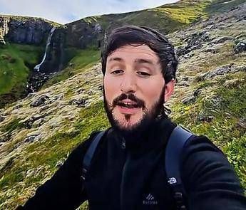 Ragazzo spagnolo si trasferisce in Islanda: “Qui lavoro due giorni a settimana con turni da 12 ore”
